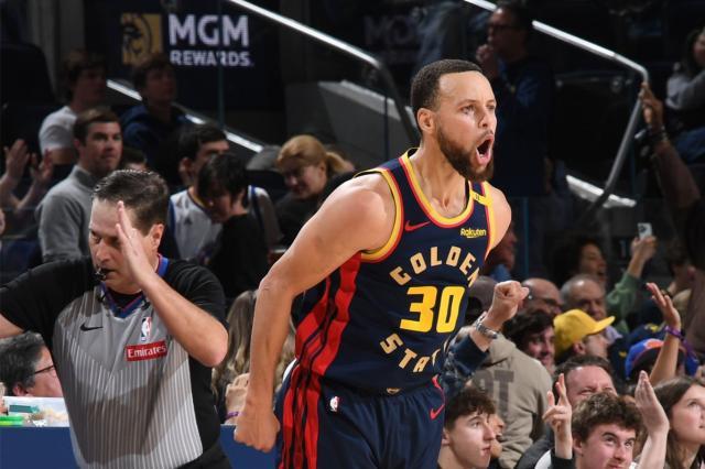 必发官网-大变脸！完全体勇士冲刺逼近湖人，科尔队史封王